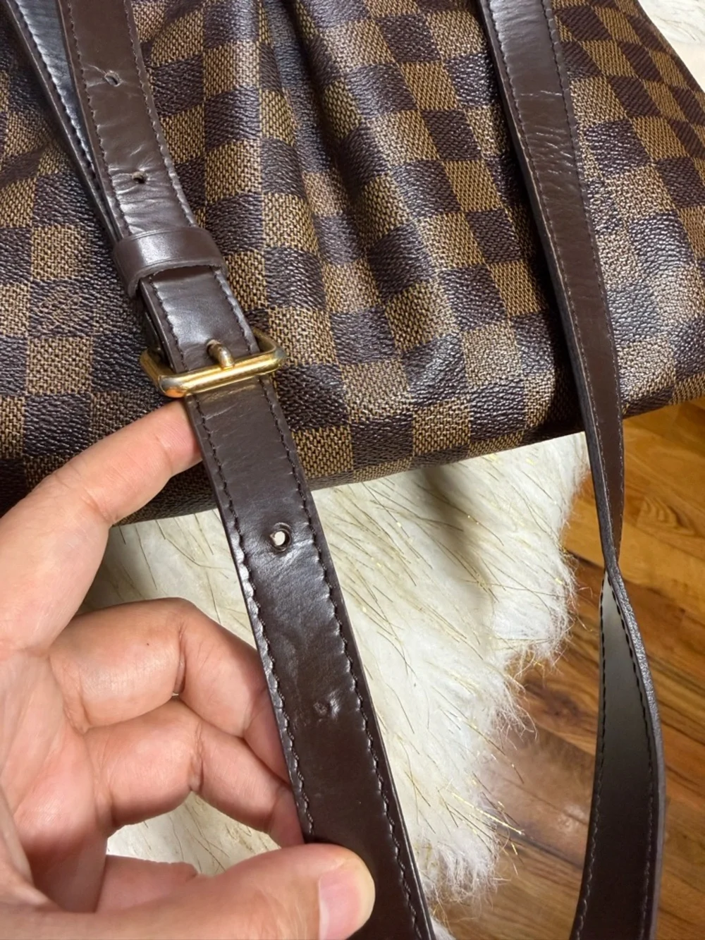 Louis Vuitton Blumsburry PM DE Crossbody, - Picture 4 of 16